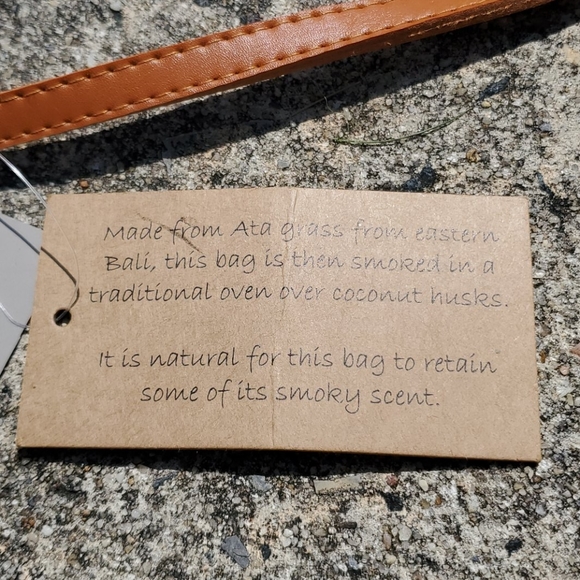 Handmade  Hp March 5 Duo  rattan bag gorgeous host pick March  5  rattan bag 🎒 - Picture 7 of 8